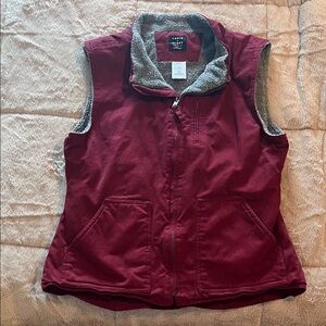 Women’s Burgundy Vest